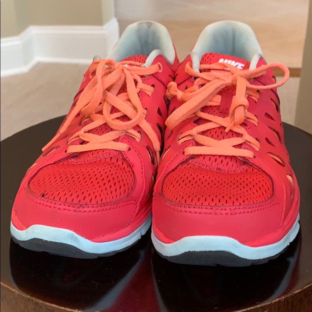 Nike Dual Fusion Running Sneakers